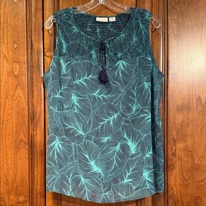 Liz Claiborne Teal Leaf Print Sleeveless Blouse